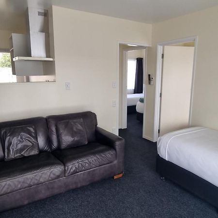 Twin Coast Adventures Motel Kaikohe Buitenkant foto