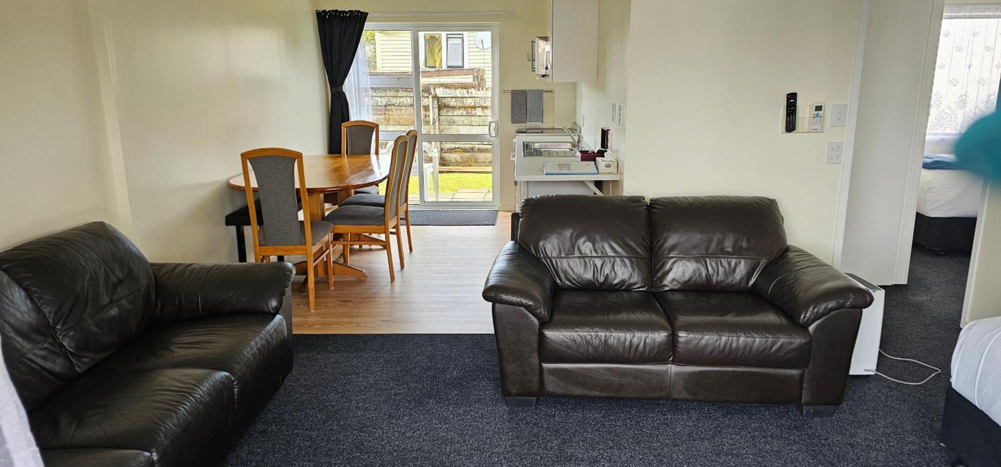 Twin Coast Adventures Motel Kaikohe Buitenkant foto