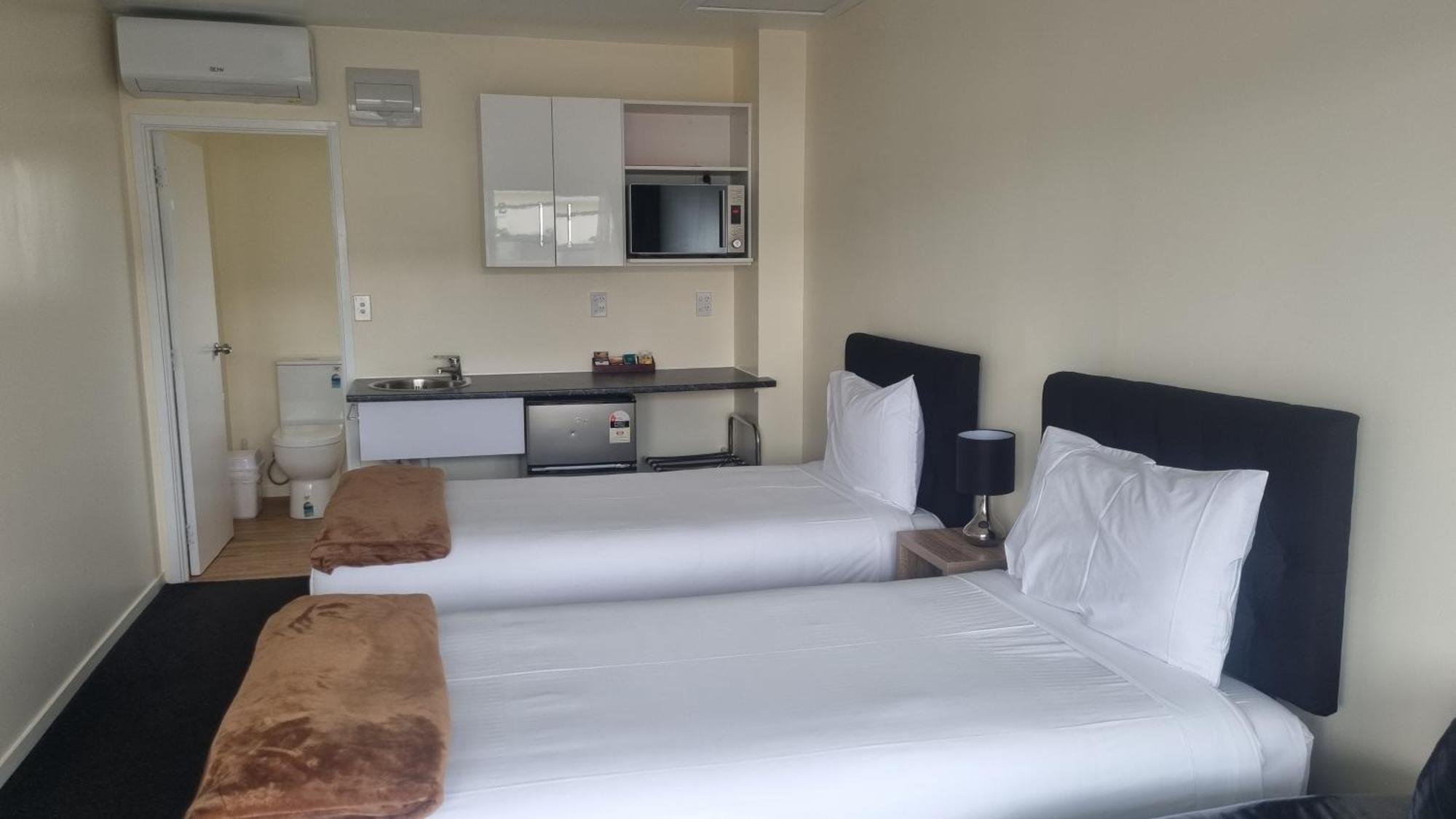 Twin Coast Adventures Motel Kaikohe Buitenkant foto