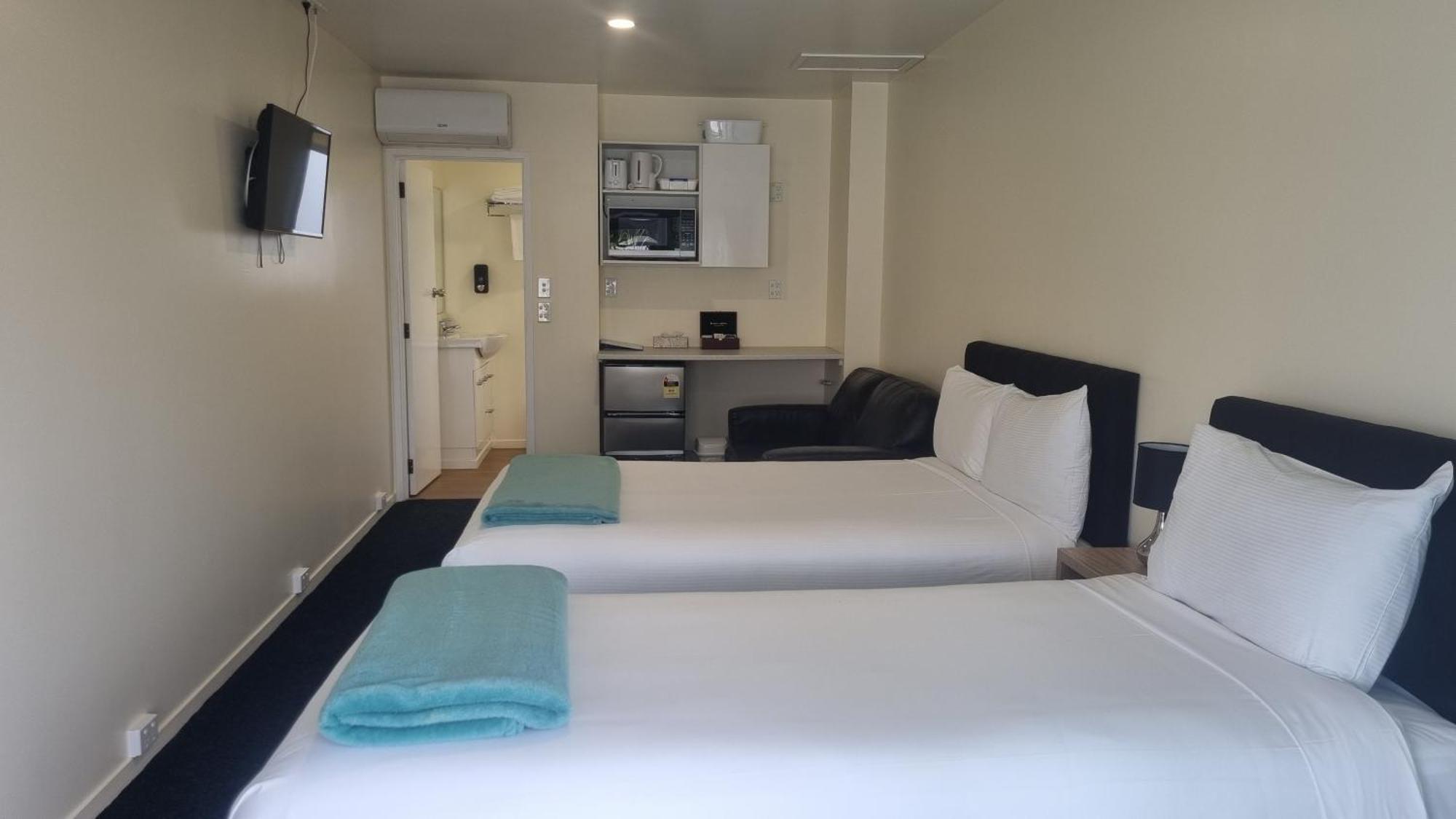 Twin Coast Adventures Motel Kaikohe Buitenkant foto